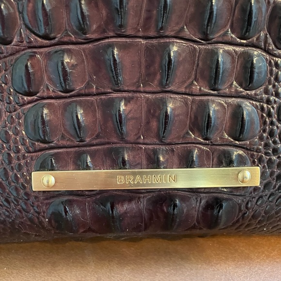 Brahmin EUC zipper top tote bag alligator texture in rich browns and black - Picture 2 of 14